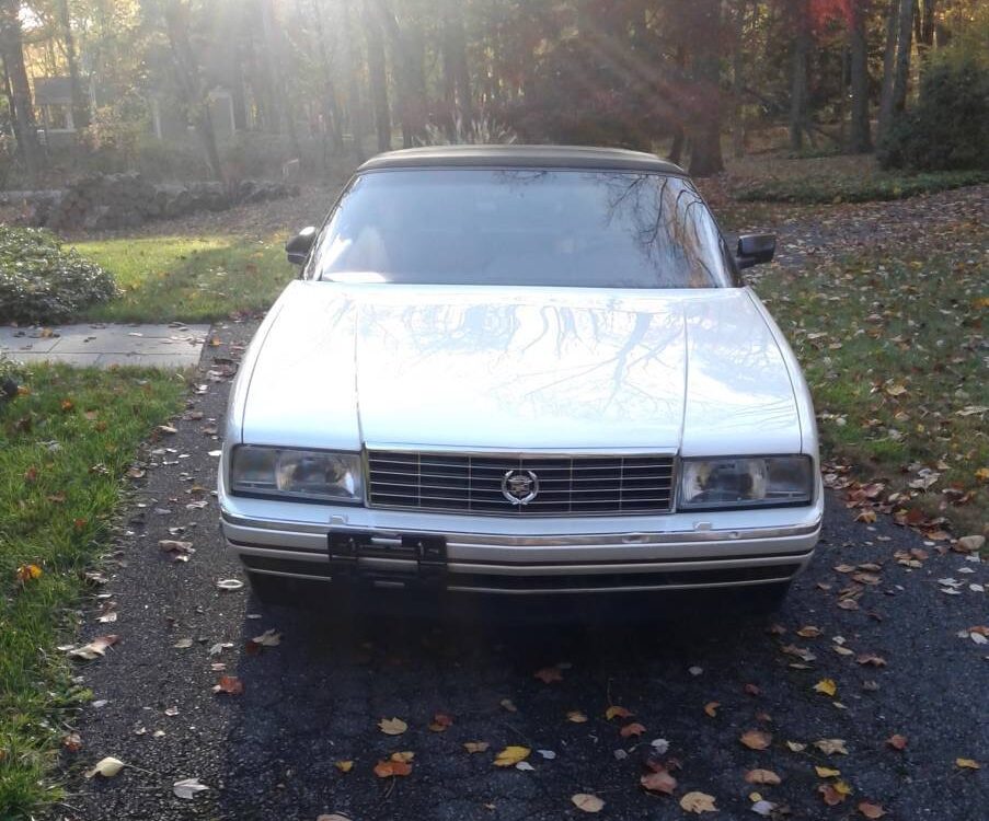 Cadillac-Allante-1987-1