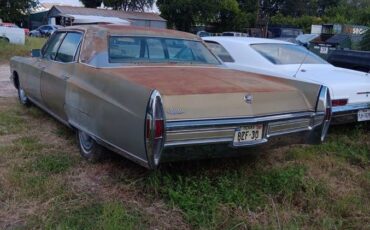 Cadillac-Brougham-1968-2