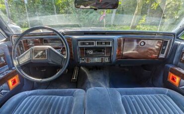 Cadillac-Brougham-1988-10