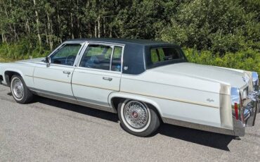 Cadillac-Brougham-1988-4