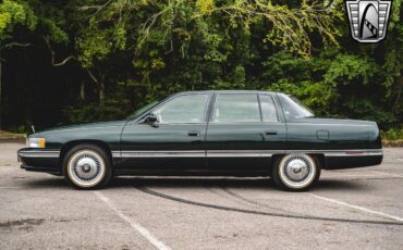 Cadillac-DeVille-Berline-1994-3