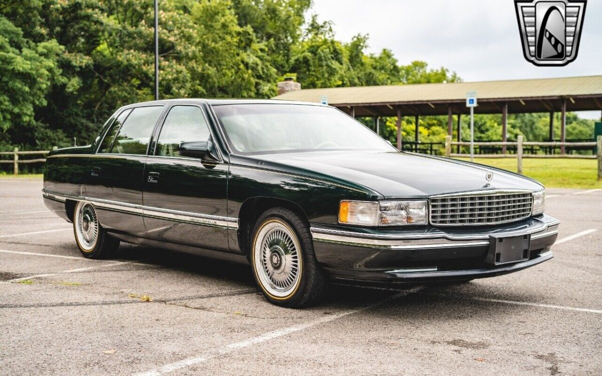 Cadillac-DeVille-Berline-1994-8