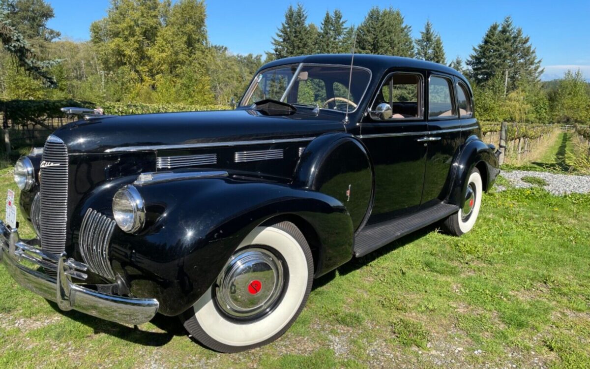 Cadillac-Lasalle-1940-2