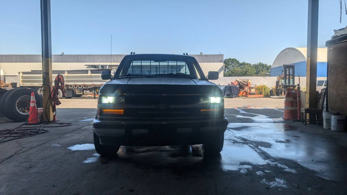 Chevrolet-2500-1990-13