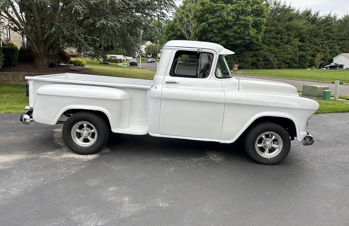 Chevrolet-3100-pickup-1956-2