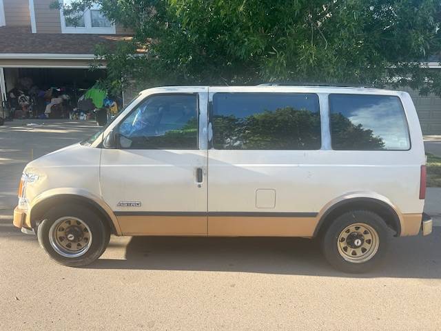 Chevrolet-Astro-van-12-ton-nominal-1989-1