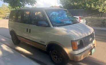 Chevrolet-Astro-van-12-ton-nominal-1989-3