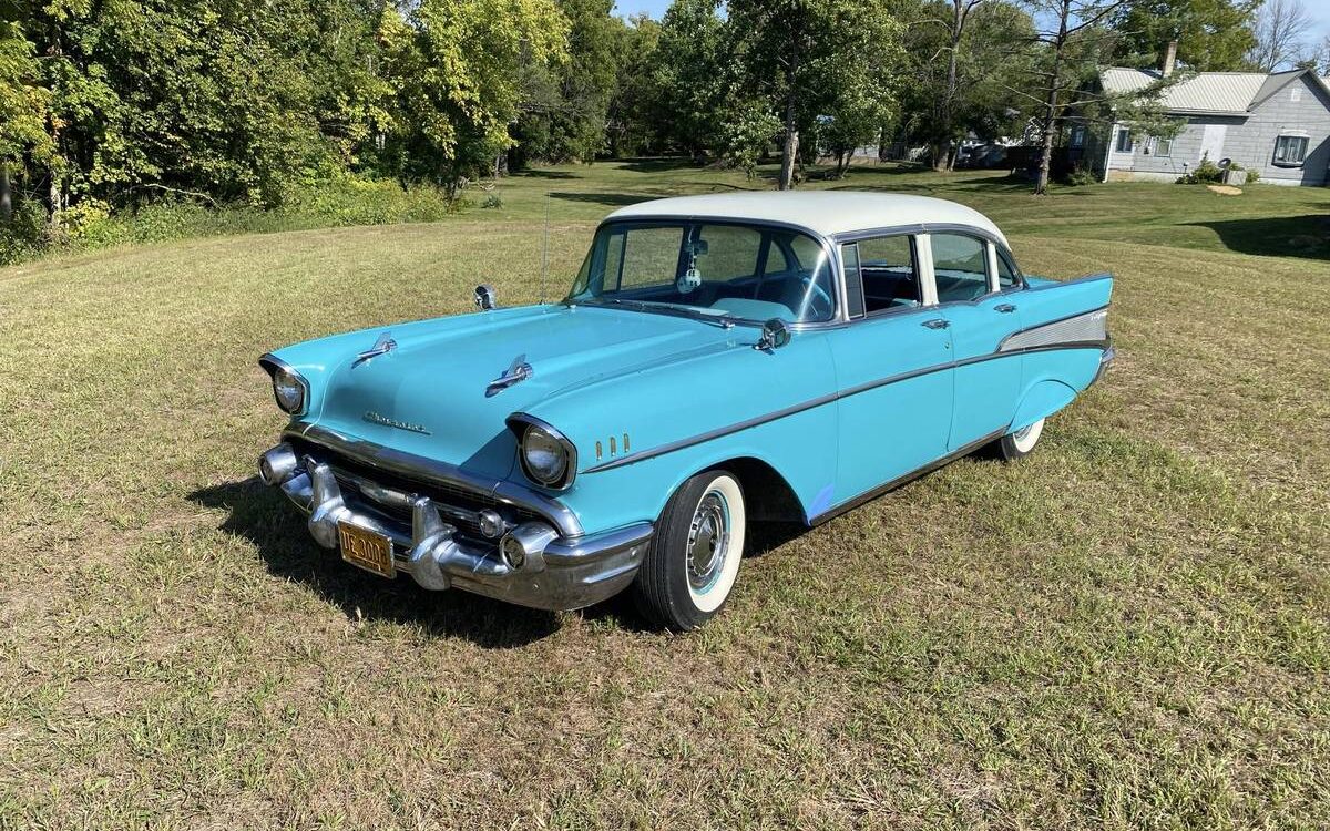 Chevrolet-Belair-1957-5