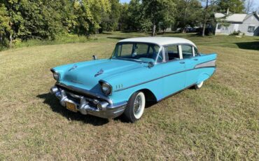 Chevrolet-Belair-1957-5