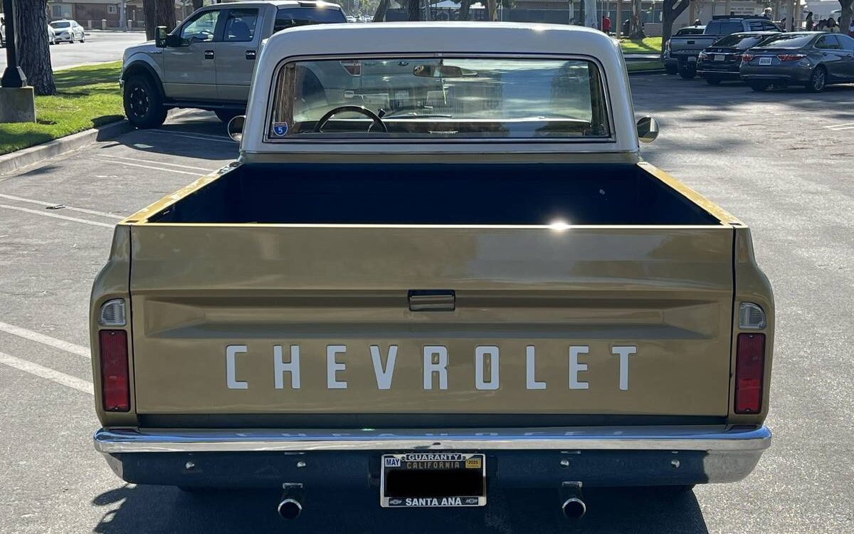 Chevrolet-C10-1968-9