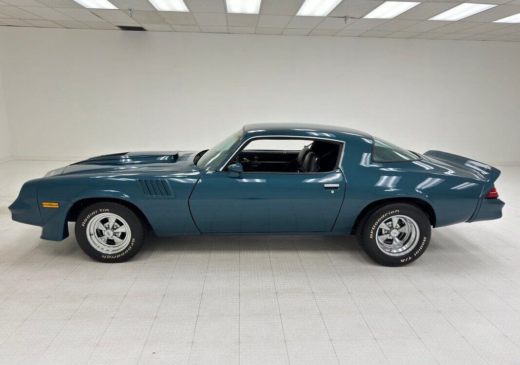 Chevrolet-Camaro-Coupe-1979-1