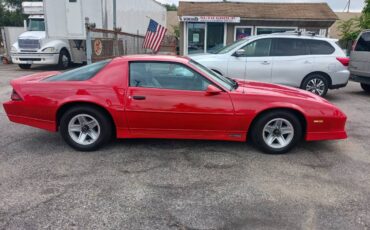 Chevrolet-Camaro-rs-1989-10