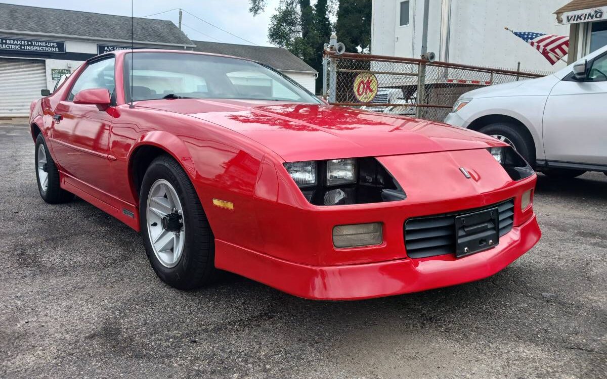 Chevrolet-Camaro-rs-1989-8