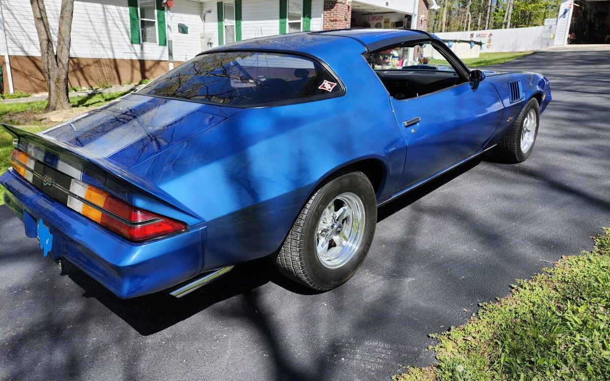 Chevrolet-Camaro-z28-1978-16