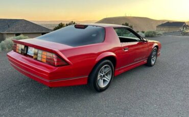 Chevrolet-Camaro-z28-1986-11