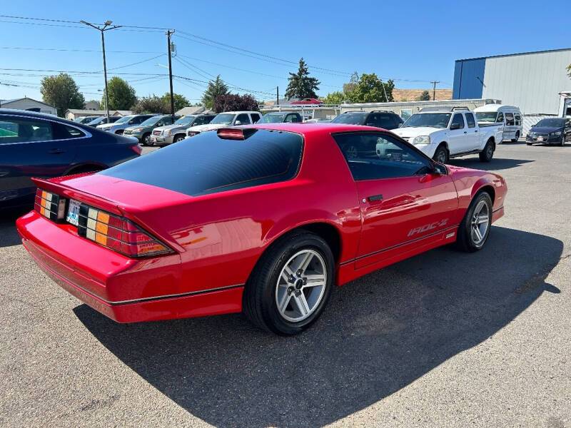 Chevrolet-Camaro-z28-1986-5