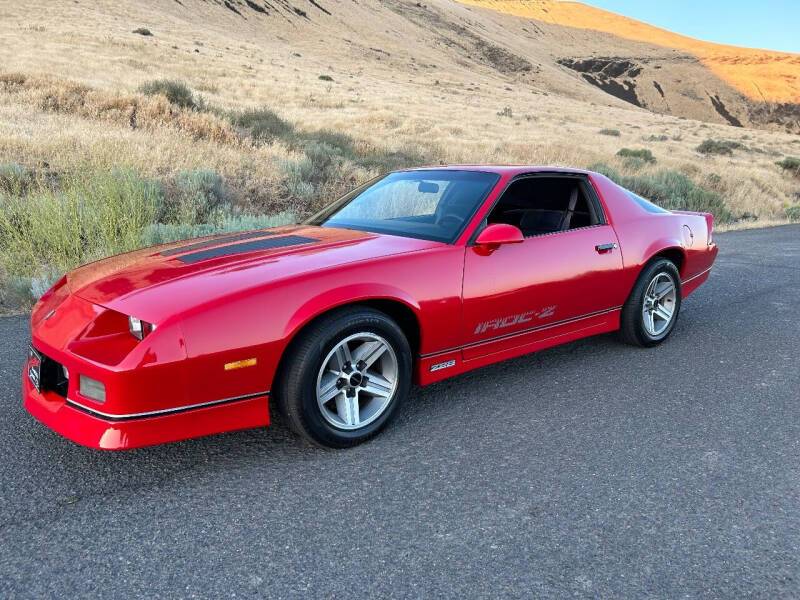 Chevrolet-Camaro-z28-1986-9