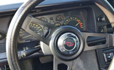 Chevrolet-Camaro-z28-1991-4