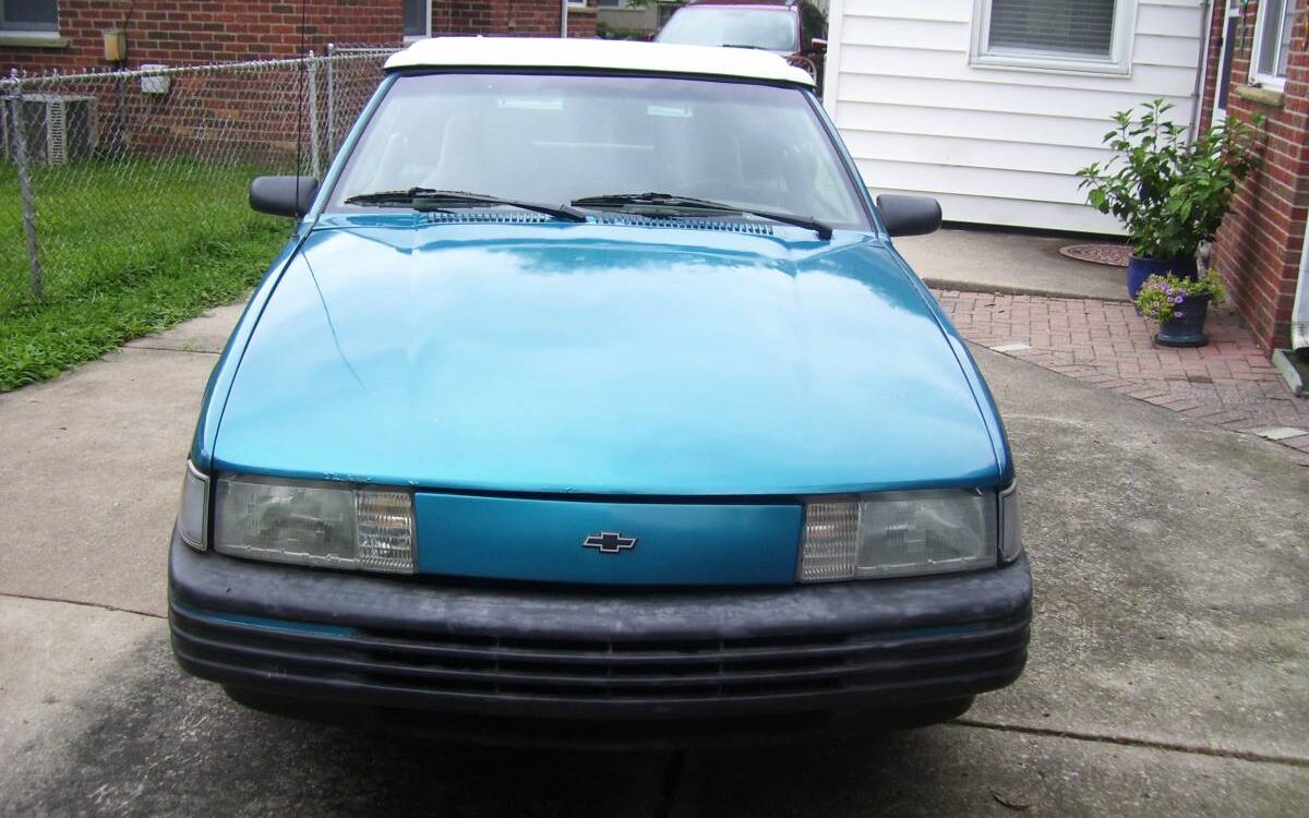 Chevrolet-Cavalier-convertible-1994