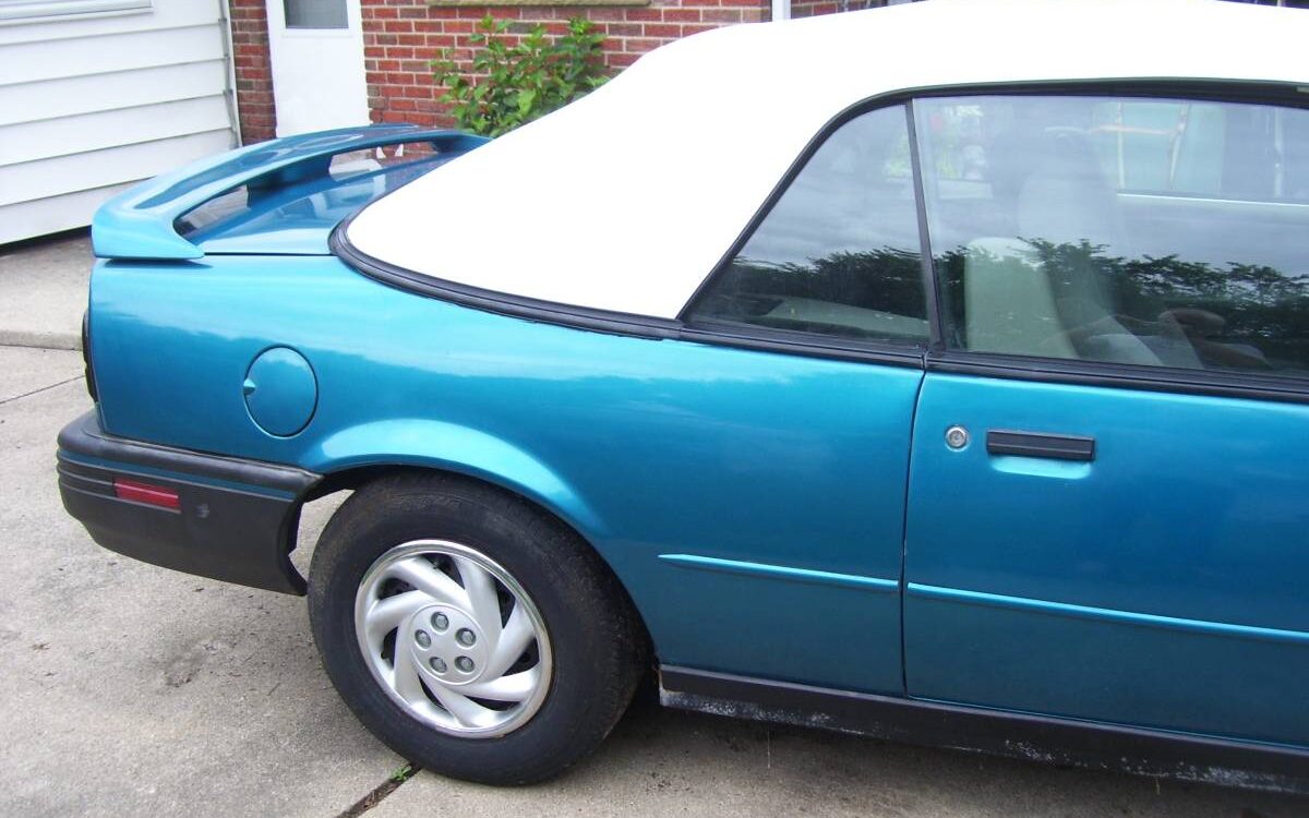 Chevrolet-Cavalier-convertible-1994-6