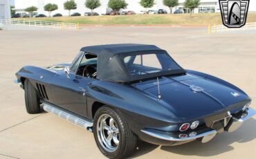 Chevrolet-Corvette-1966-6