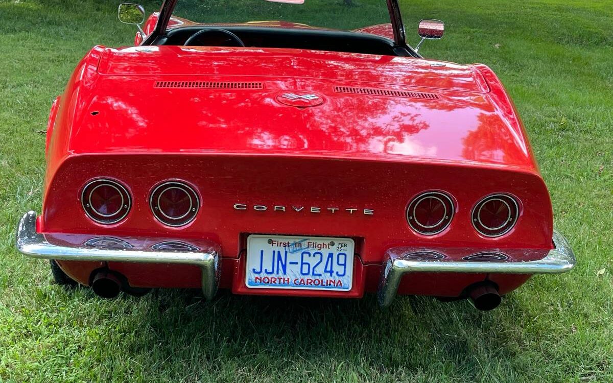 Chevrolet-Corvette-1968-7