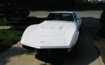 Chevrolet-Corvette-1972-8