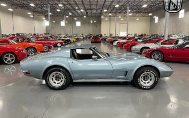 Chevrolet-Corvette-1973-5