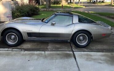 Chevrolet Corvette  1982