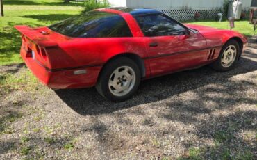 Chevrolet-Corvette-1985-1