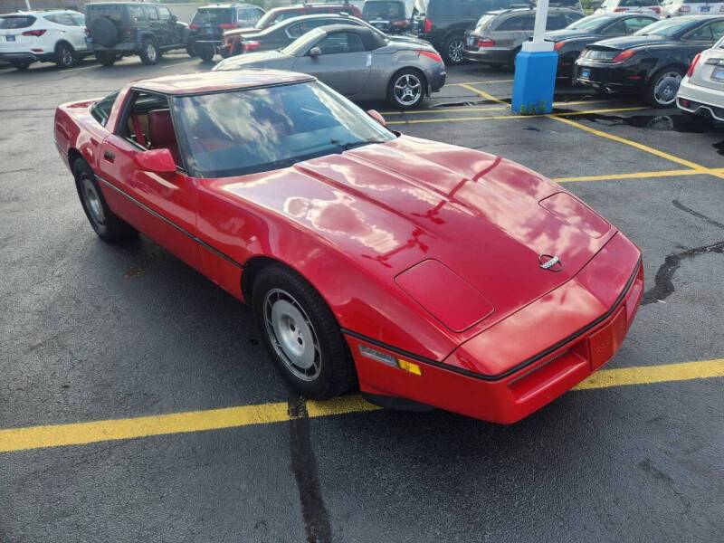 Chevrolet-Corvette-1985-2