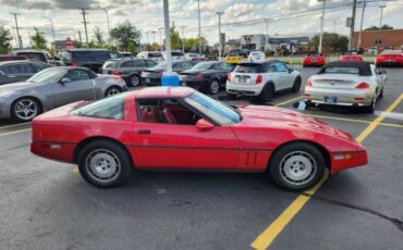 Chevrolet-Corvette-1985-3