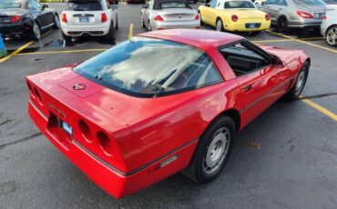 Chevrolet-Corvette-1985-4