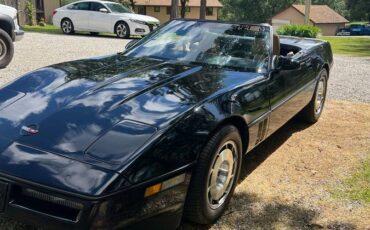 Chevrolet-Corvette-1986-2