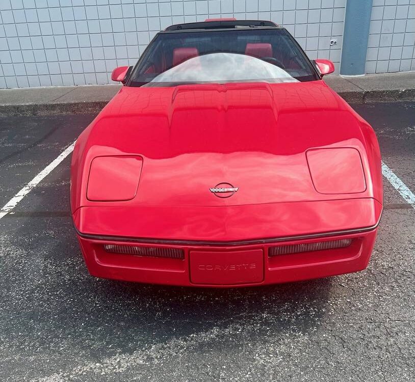 Chevrolet-Corvette-1986-2