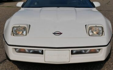 Chevrolet-Corvette-1988-11