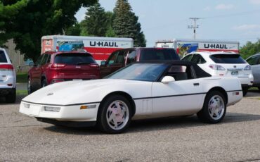 Chevrolet-Corvette-1988-6