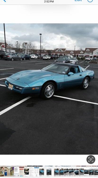 Chevrolet-Corvette-1989