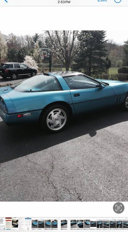 Chevrolet-Corvette-1989-3