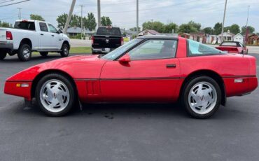 Chevrolet-Corvette-1989-4