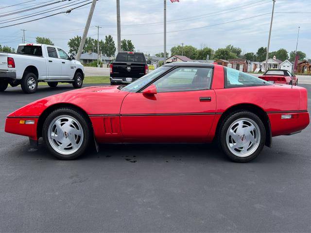 Chevrolet-Corvette-1989-4