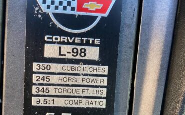 Chevrolet-Corvette-1990-14