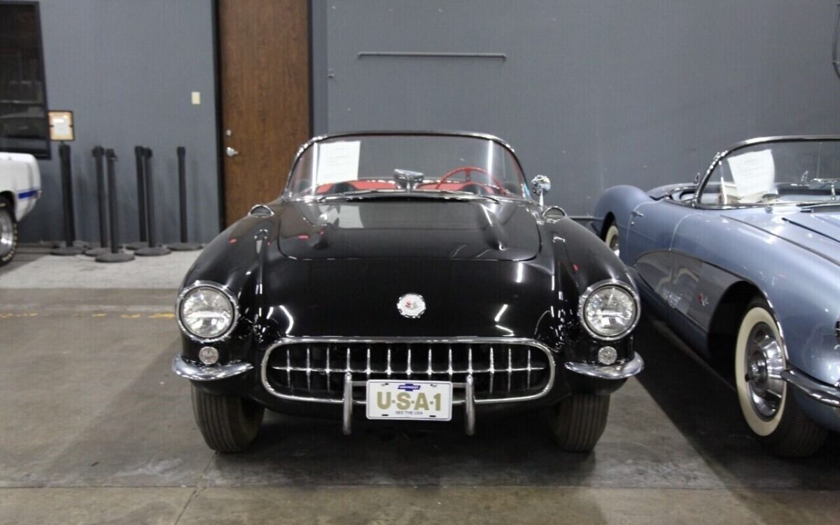 Chevrolet-Corvette-Cabriolet-1957-5