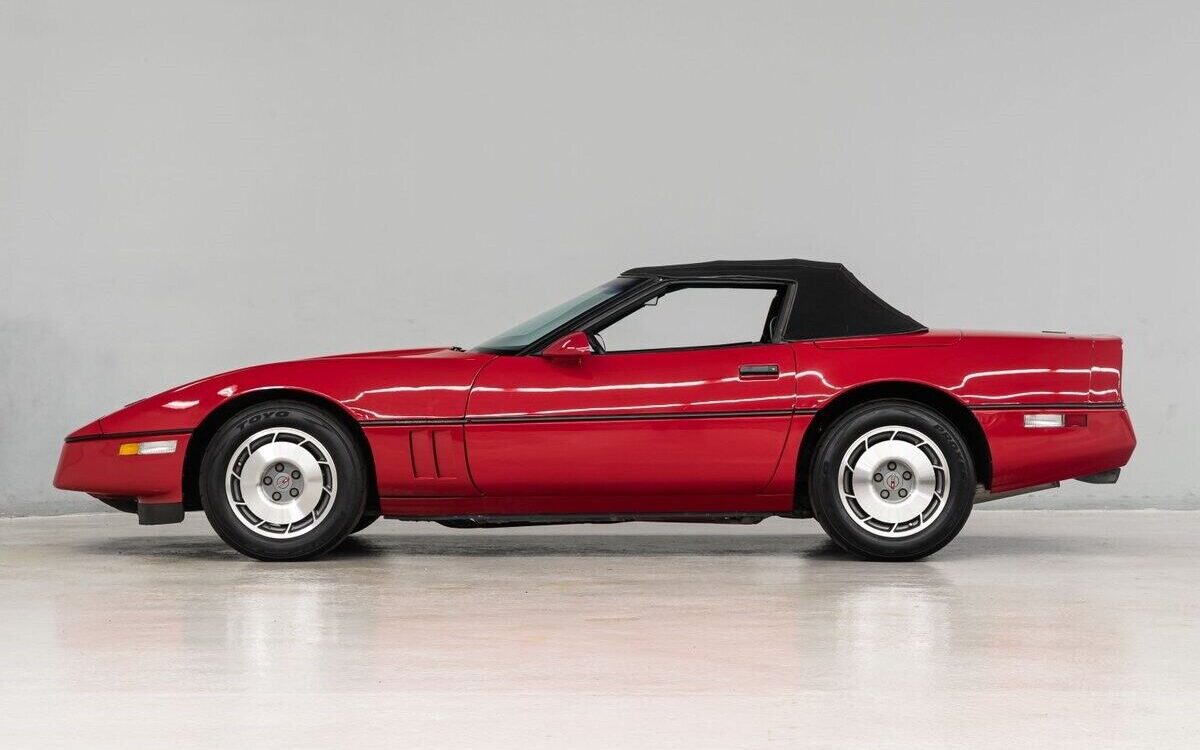 Chevrolet-Corvette-Cabriolet-1987-2