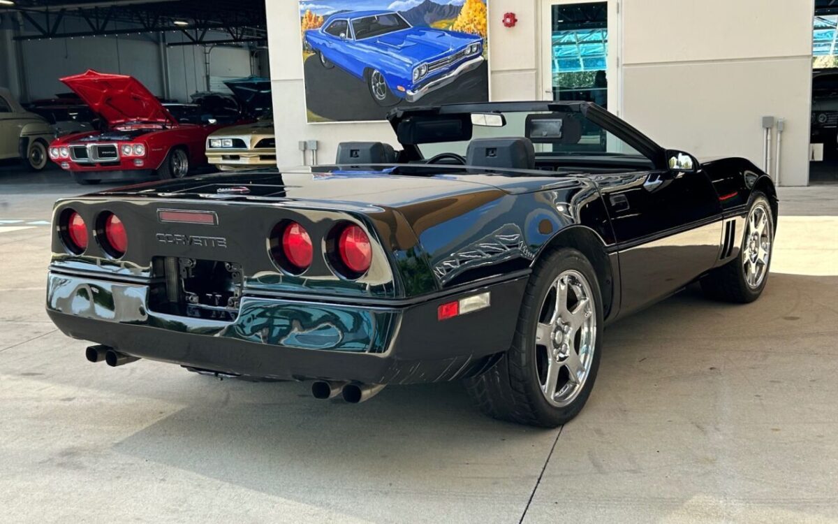 Chevrolet-Corvette-Cabriolet-1989-4