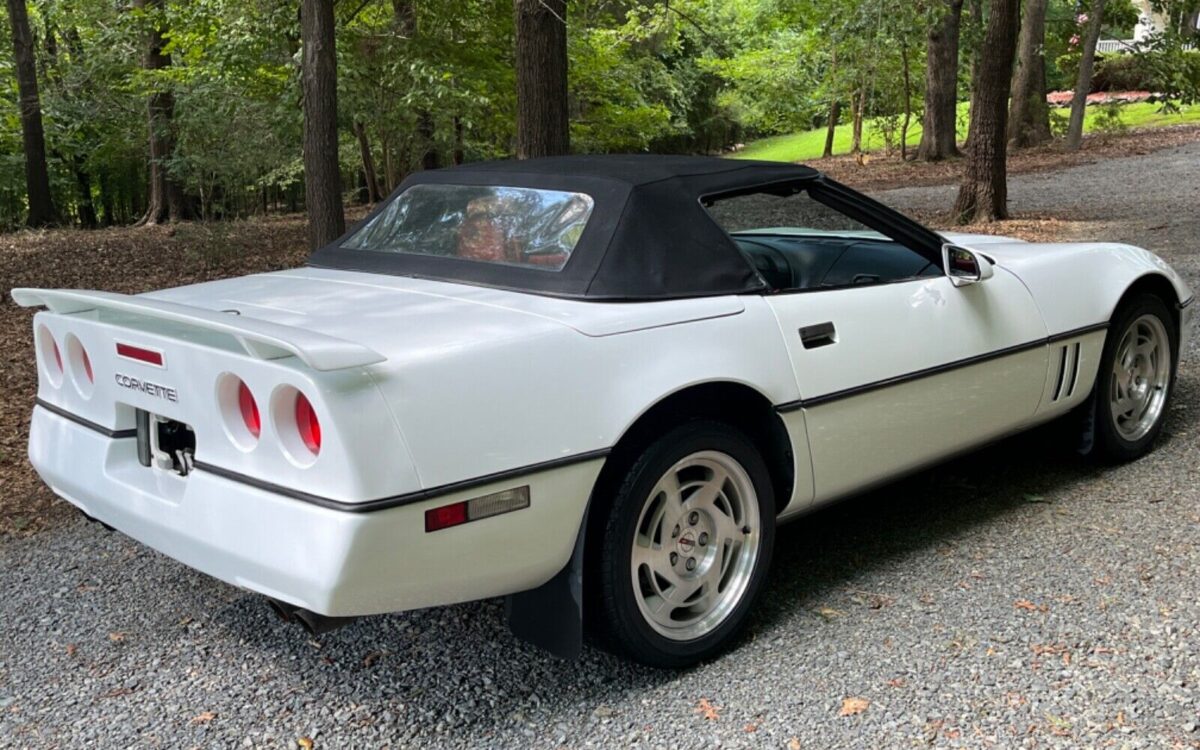 Chevrolet-Corvette-Cabriolet-1990-4