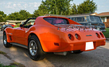 Chevrolet-Corvette-Coupe-1977-5