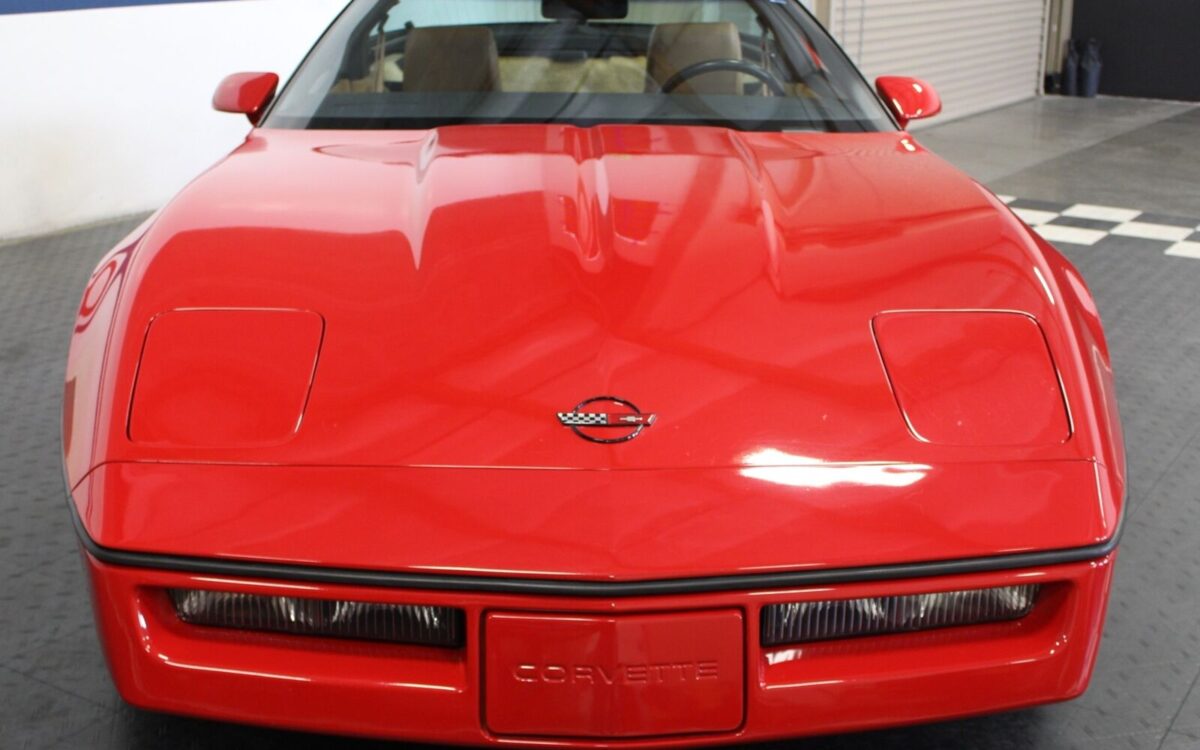 Chevrolet-Corvette-Coupe-1985-7