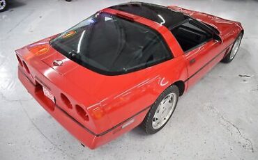 Chevrolet-Corvette-Coupe-1988-11