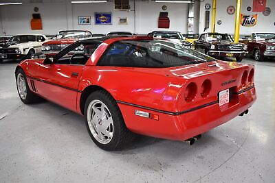 Chevrolet-Corvette-Coupe-1988-16